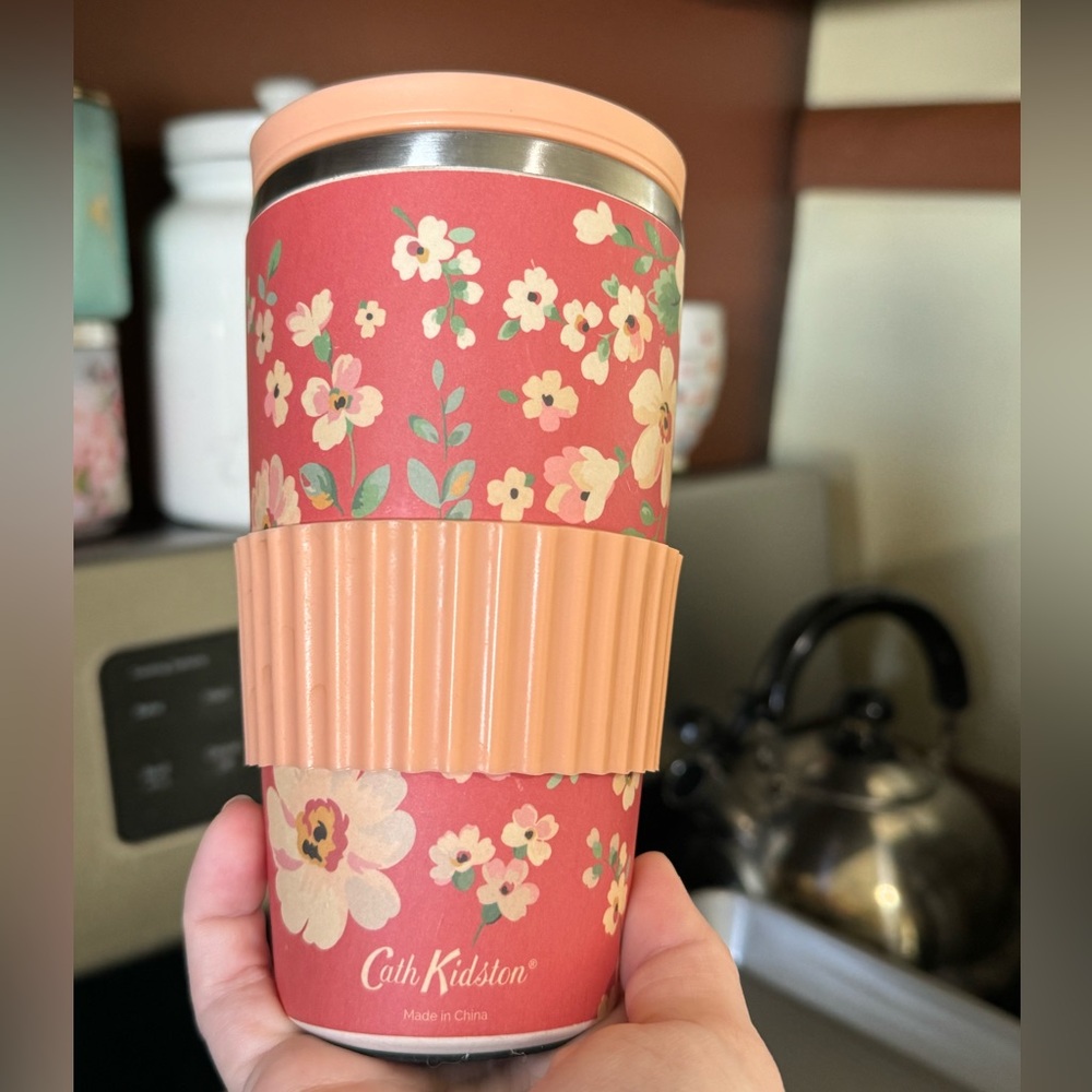 Catch Kidston “Spitalfields” Travel Mug.
